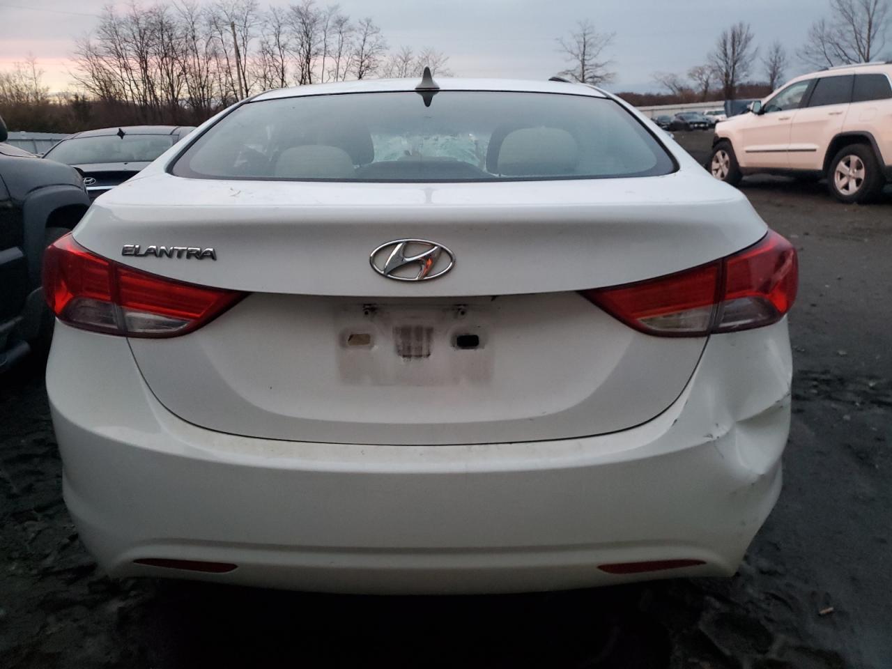 2013 Hyundai Elantra Gls - Фото 6