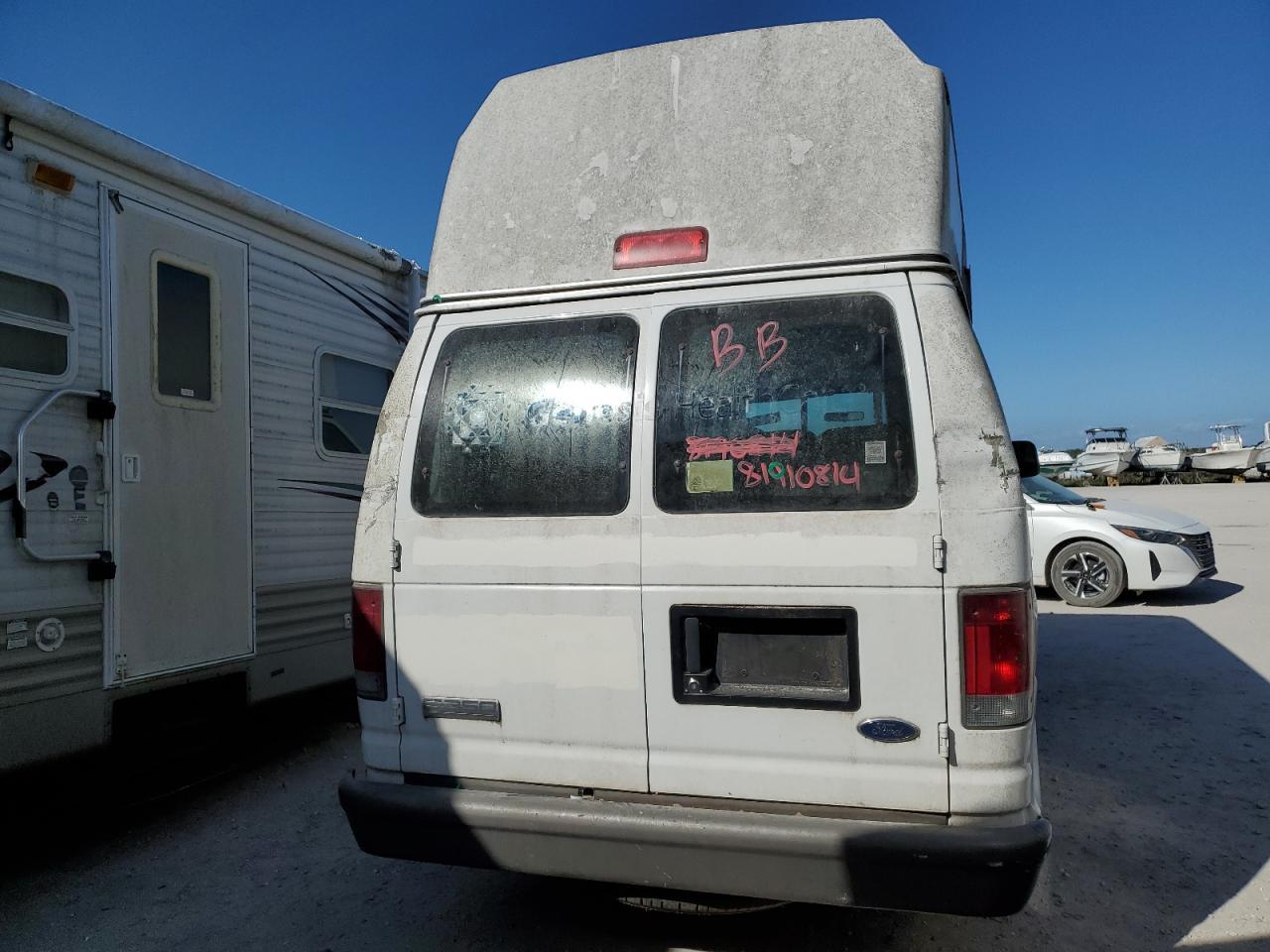 2006 Ford Econoline E350 Super Duty Van - Фото 6