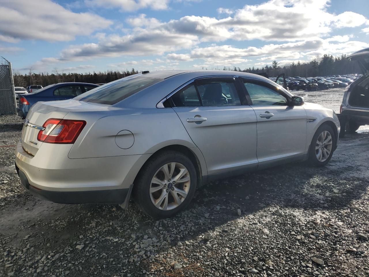 2011 Ford Taurus Sel - Фото 3