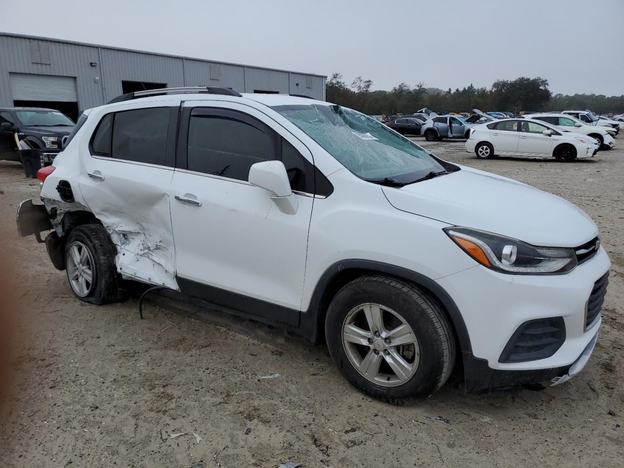 2017 Chevrolet Trax 1Lt - Image 4