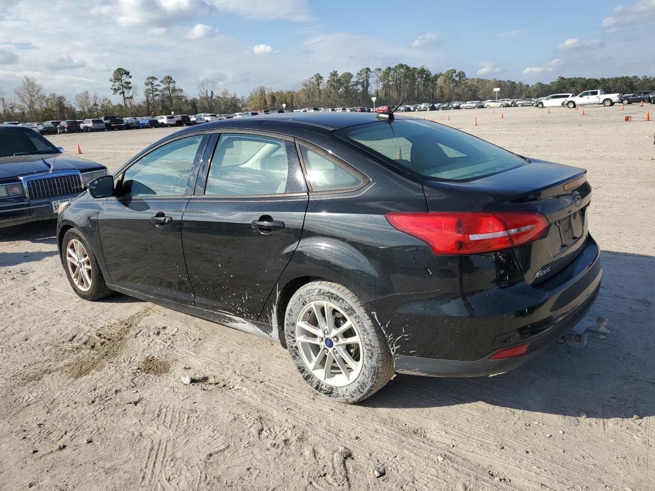 2015 Ford Focus Se - Фото 2