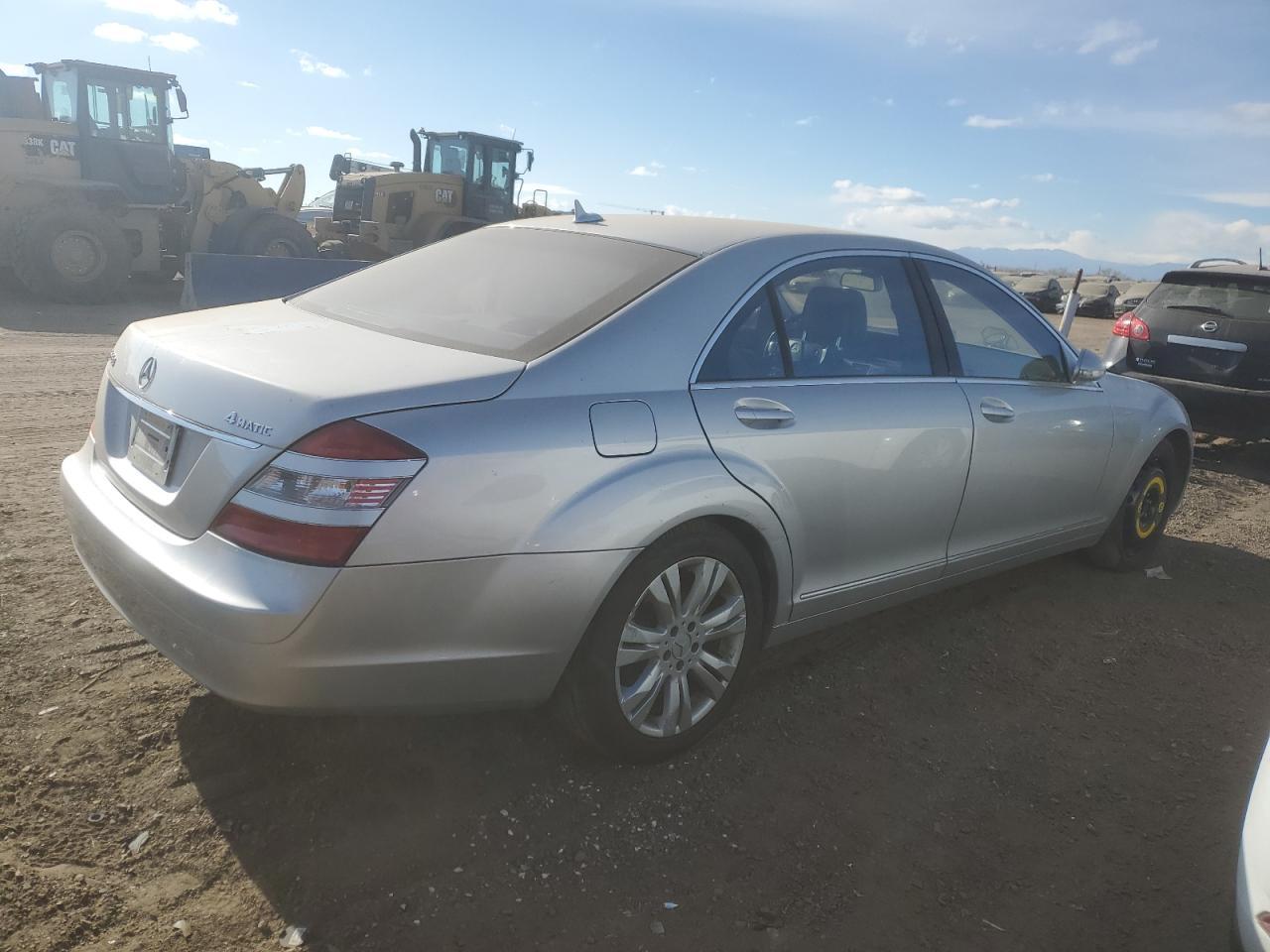 2008 Mercedes-Benz S 550 4Matic - Image 3