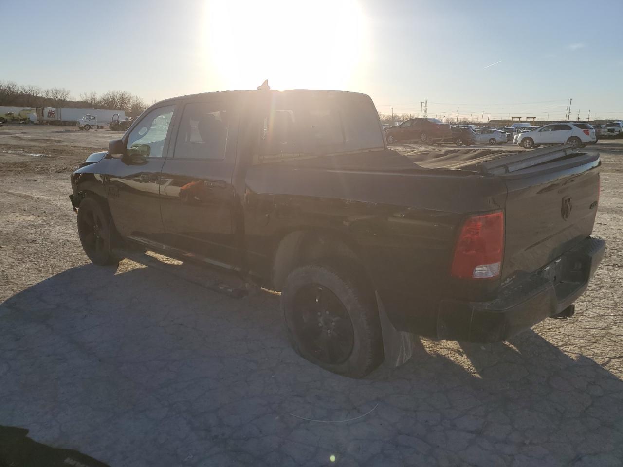 2019 Ram 1500 Classic Slt - Image 2