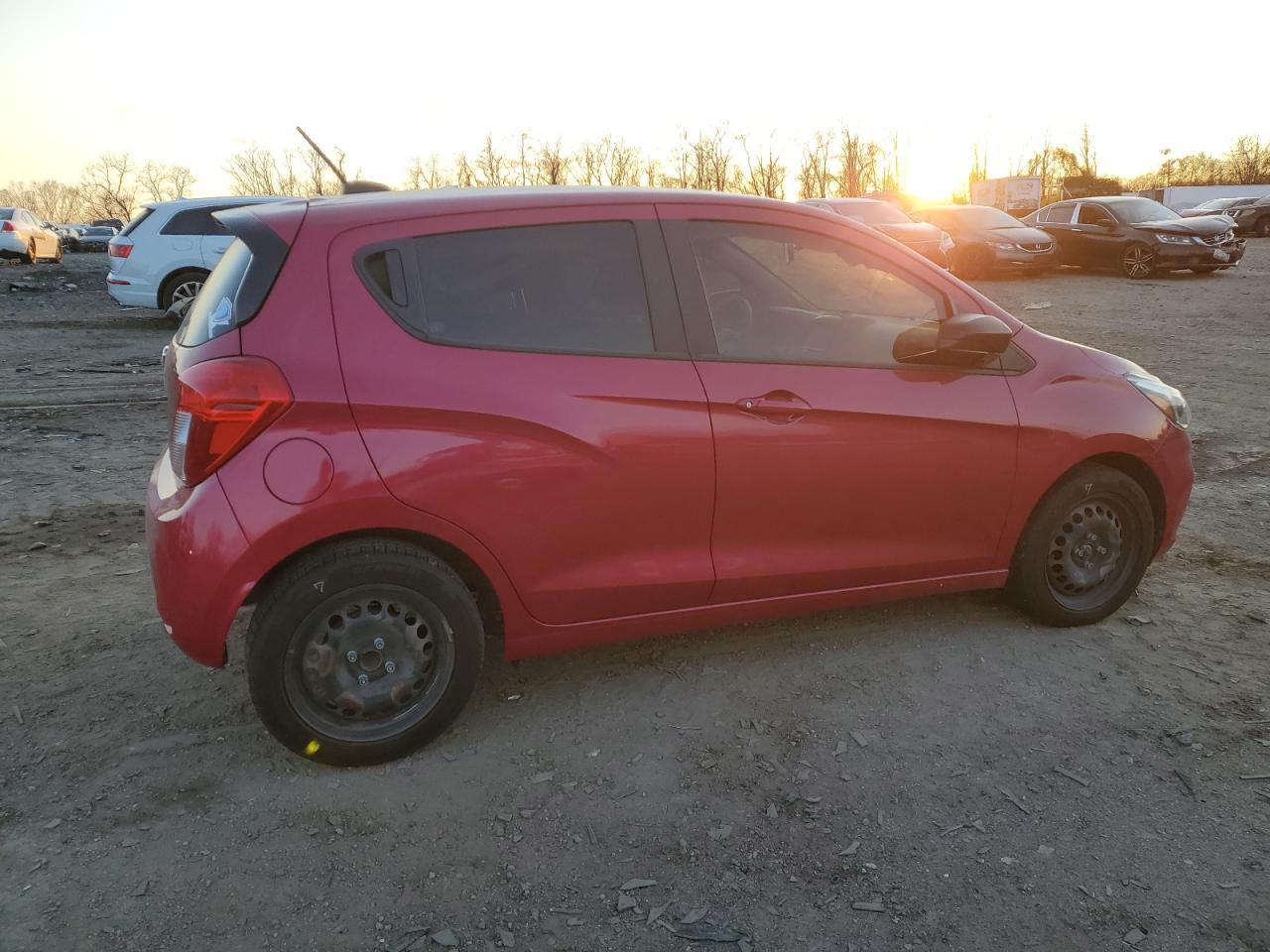 2020 Chevrolet Spark Ls - Фото 3
