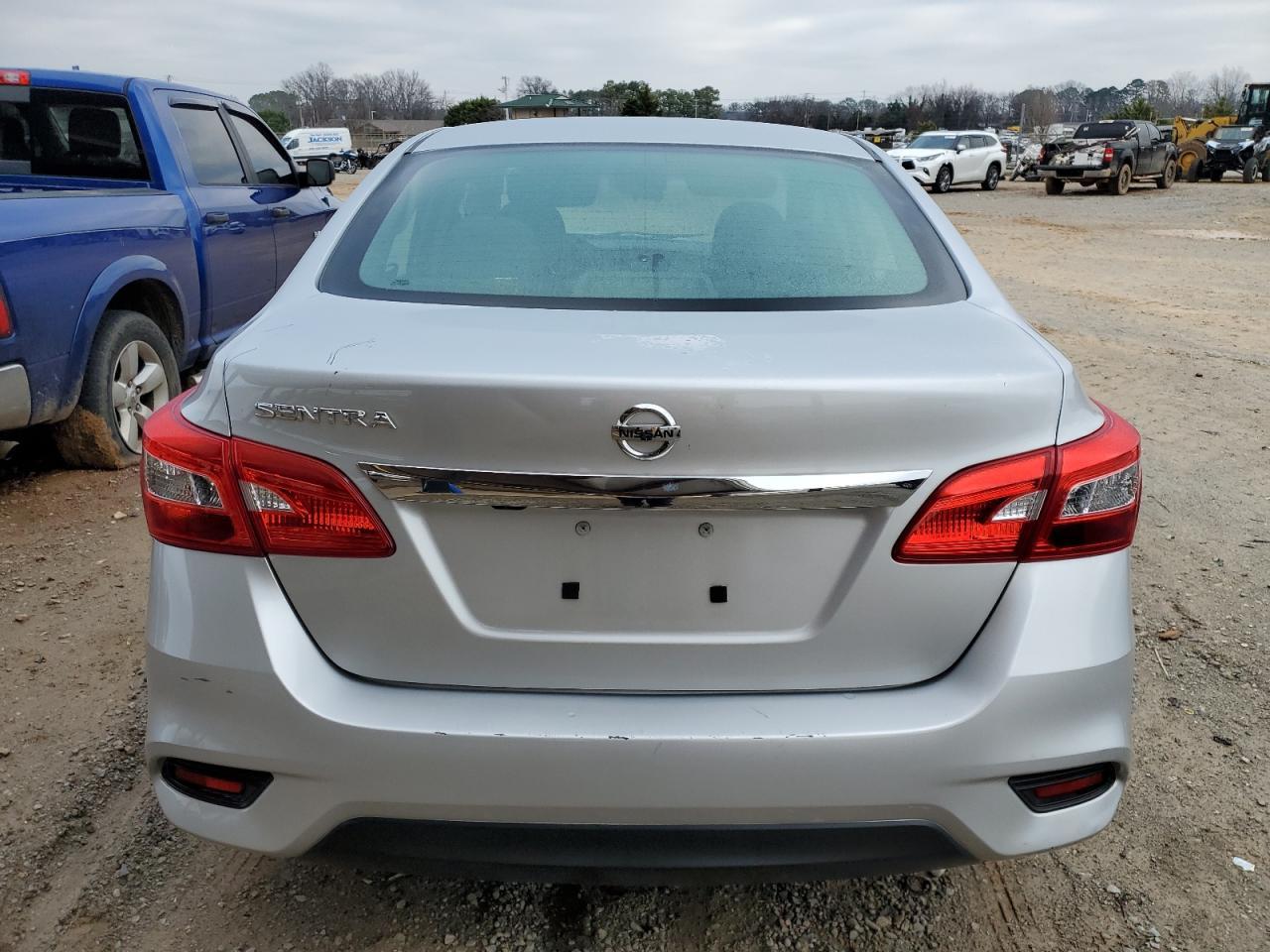 2019 Nissan Sentra S - Image 6