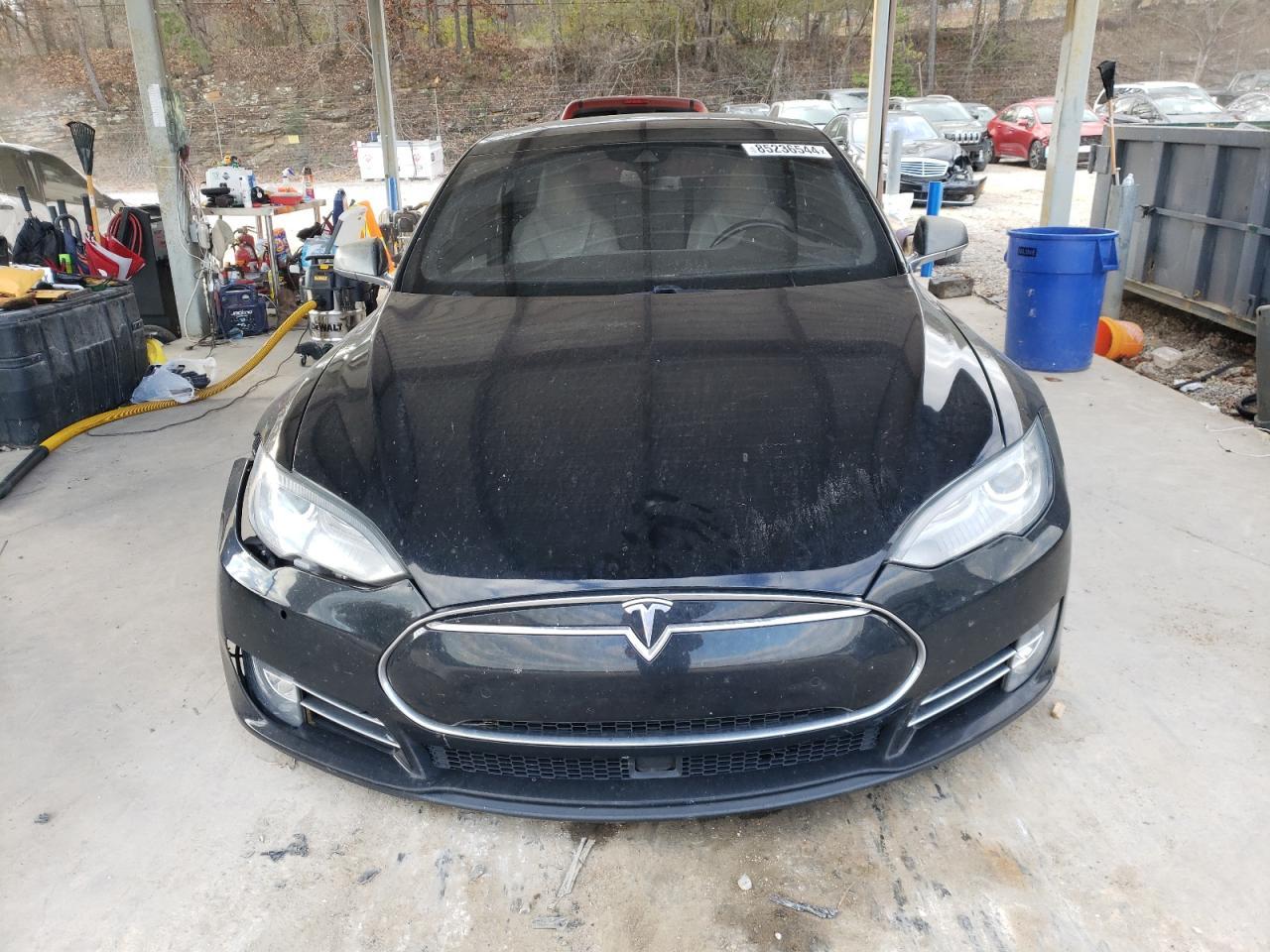 2015 Tesla Model S 85D - Фото 5