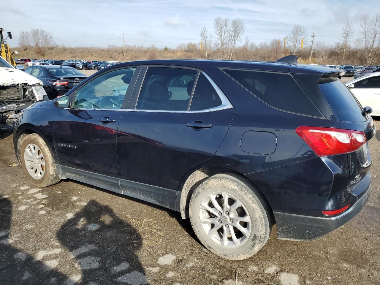2021 Chevrolet Equinox Lt - Фото 2