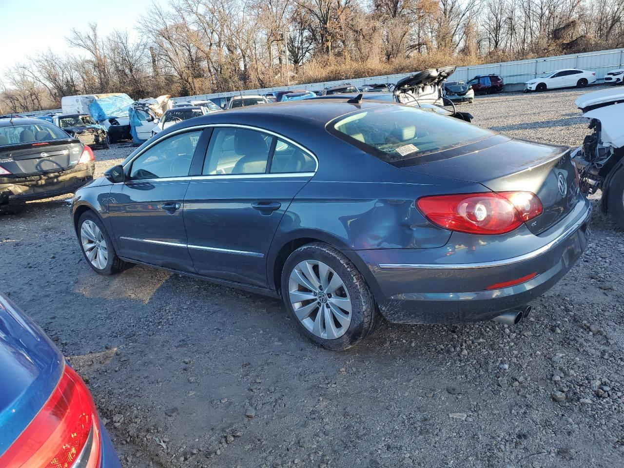 2012 Volkswagen Cc Sport - Image 2