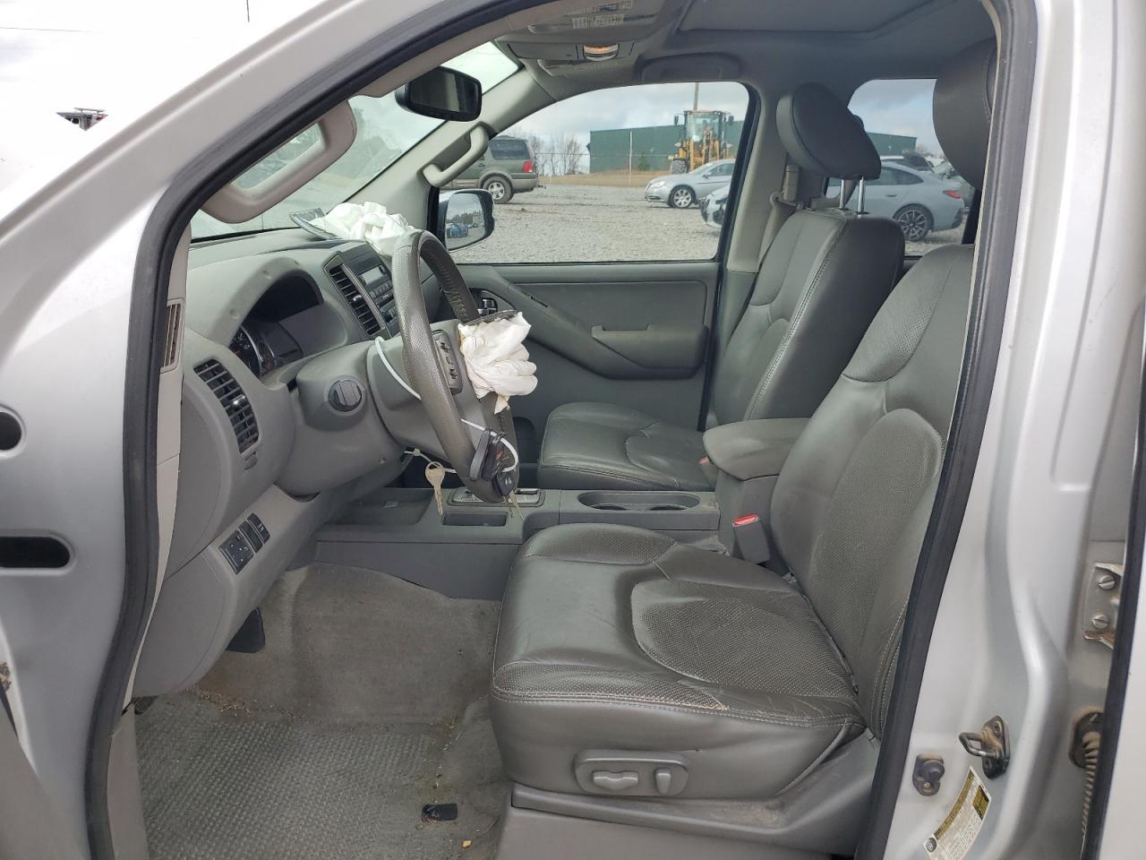 2012 Nissan Frontier S - Фото 7