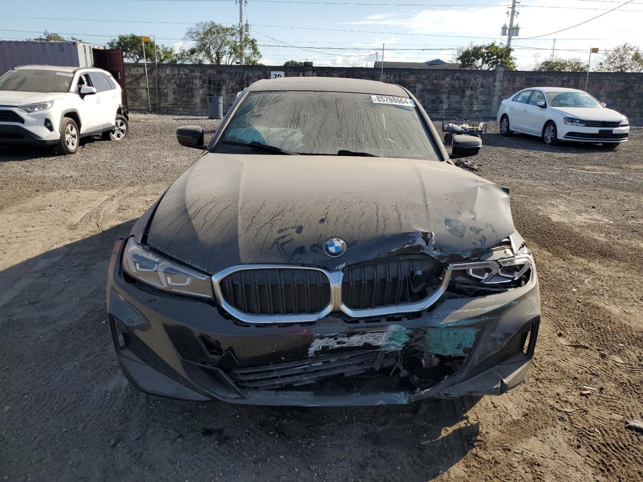 2023 BMW 330I - Фото 5