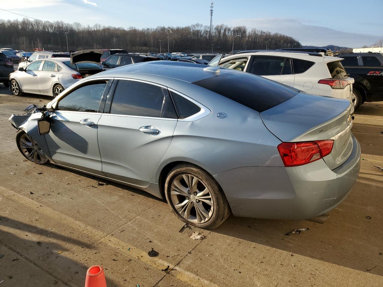2015 Chevrolet Impala Lt - Фото 2