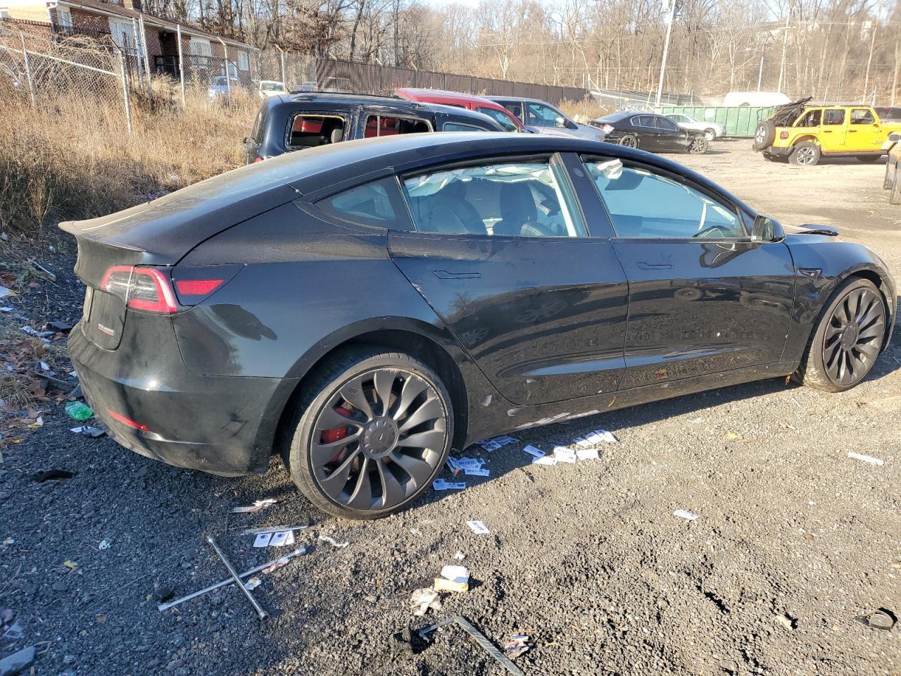 2023 Tesla Model 3 - Фото 3