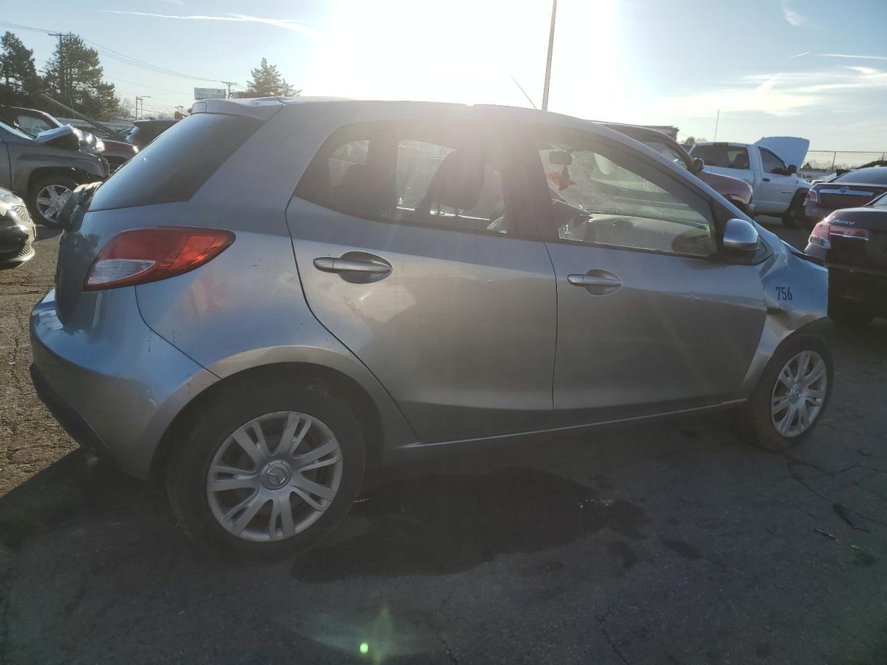 2014 Mazda Mazda2 Sport - Фото 3