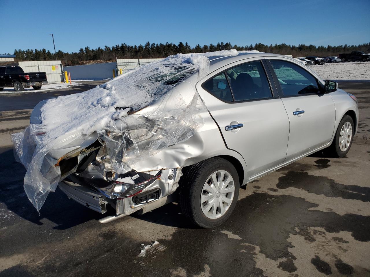 2018 Nissan Versa S - Фото 3