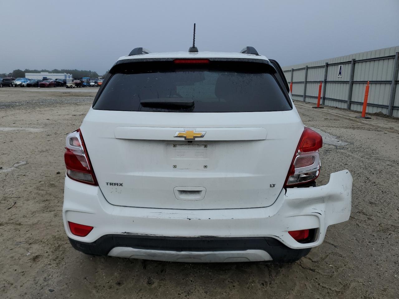 2017 Chevrolet Trax 1Lt - Image 6