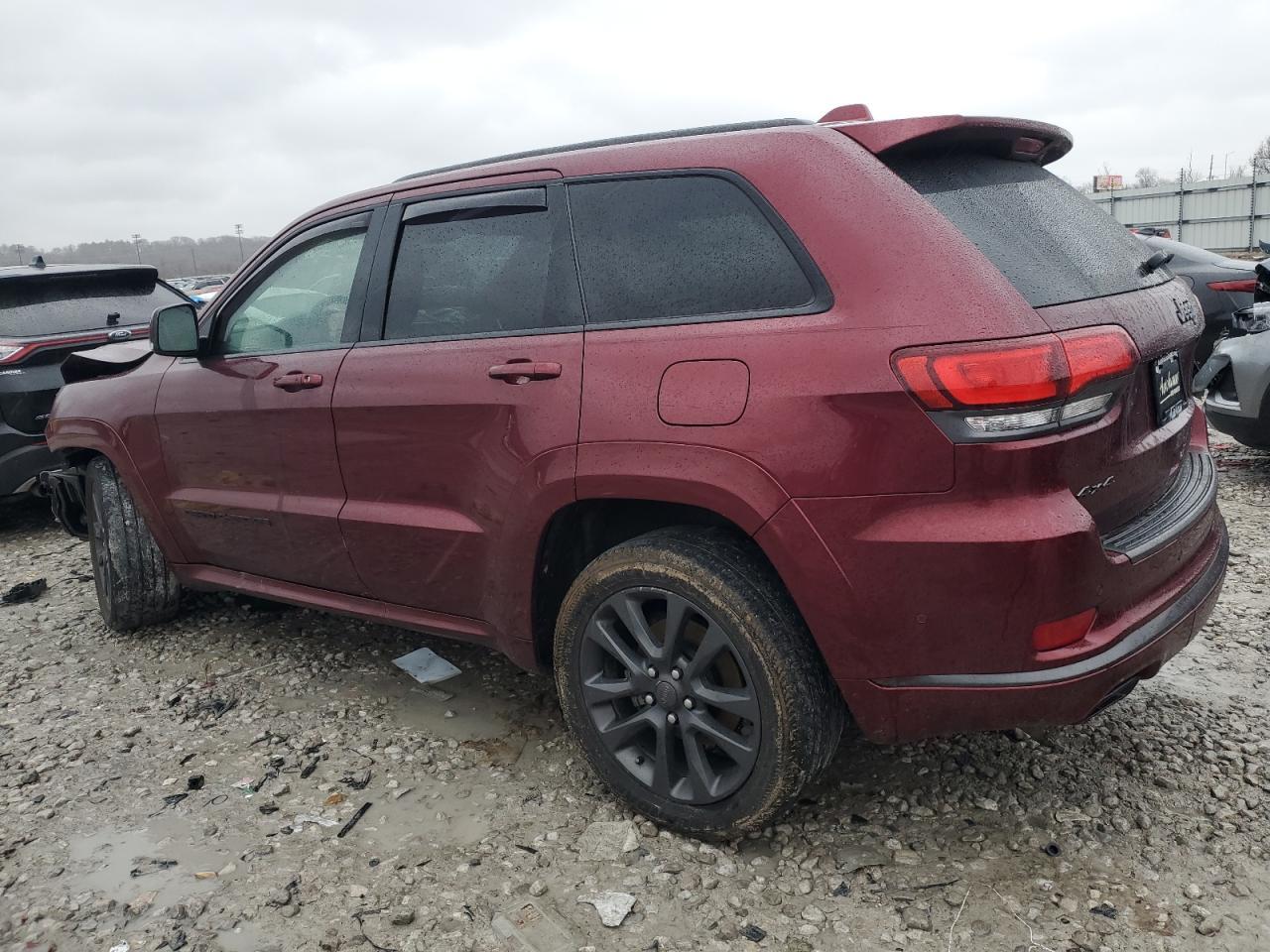 2018 Jeep Grand Cherokee Overland - Фото 2