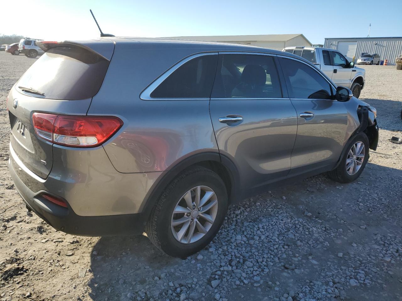 2017 Kia Sorento Lx - Фото 3