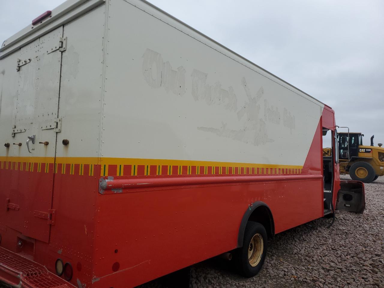 2012 Ford Econoline E350 Super Duty Stripped Chassis - Image 4