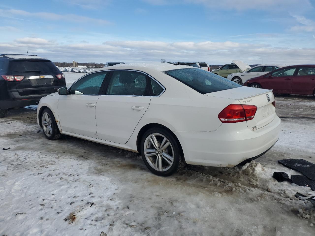 2013 Volkswagen Passat Se - Фото 2