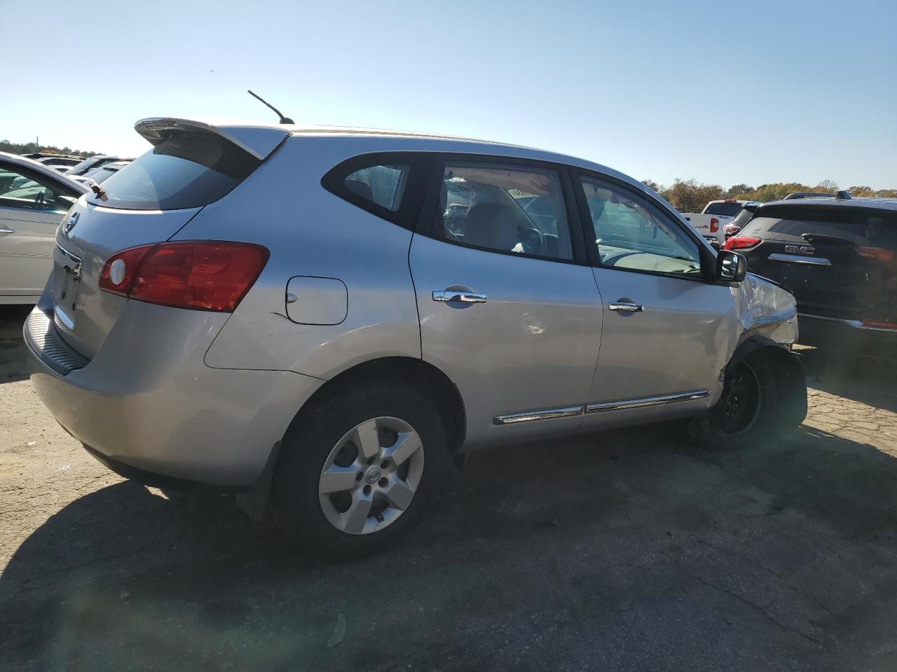 2012 Nissan Rogue S - Image 3