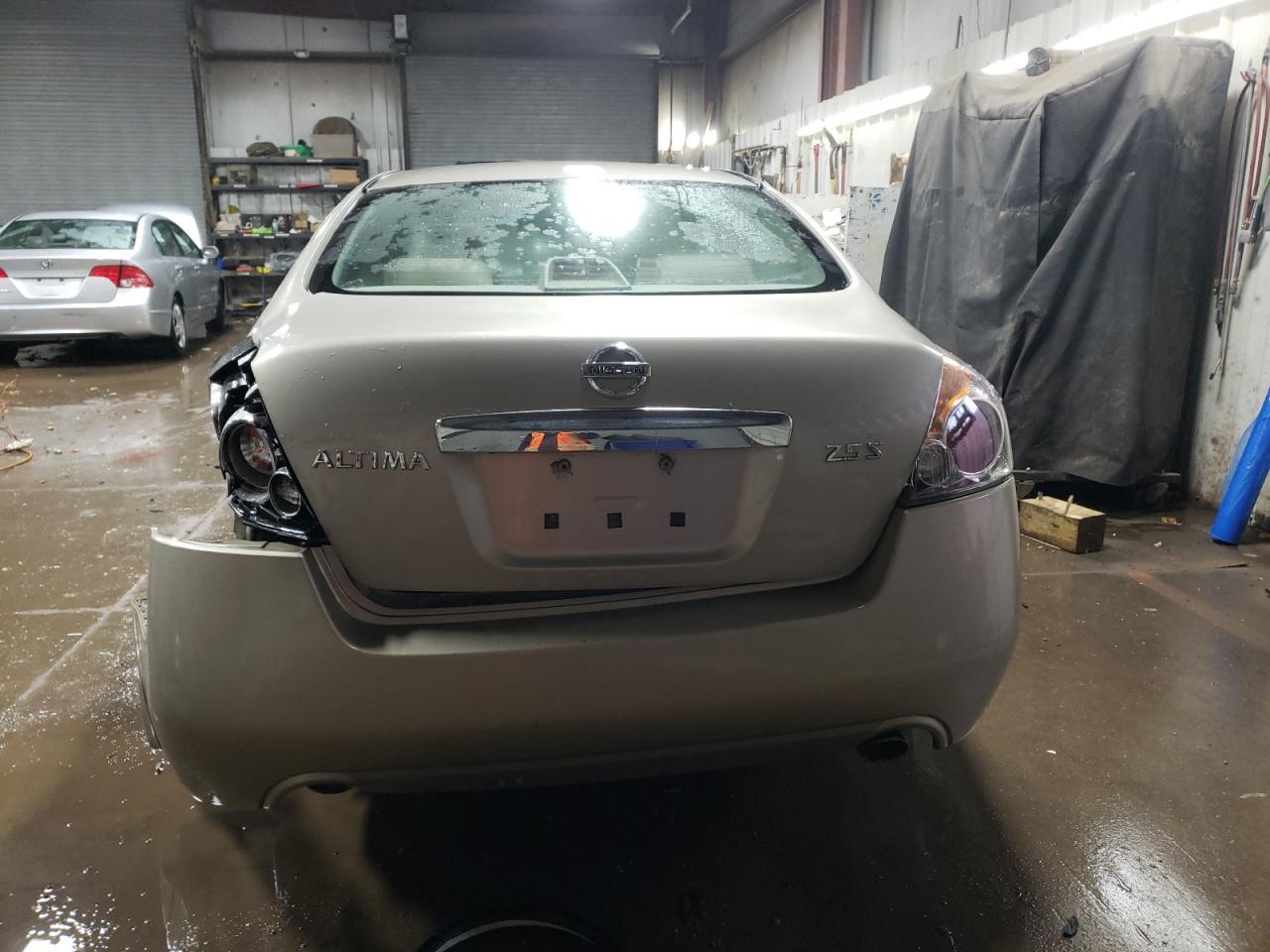2010 Nissan Altima 2.5 - Фото 6