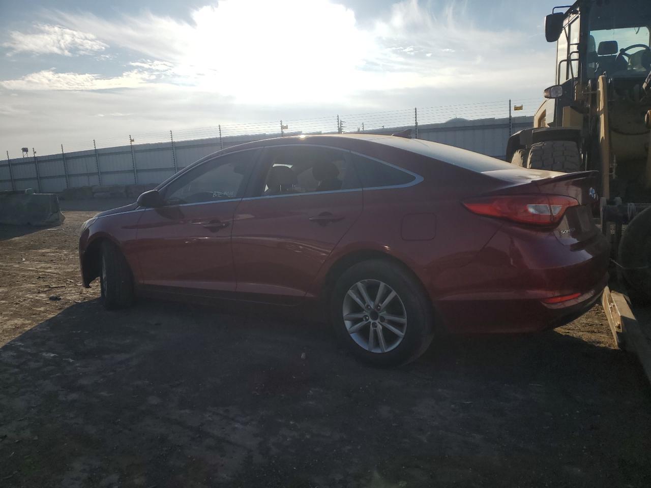 2015 Hyundai Sonata Se - Image 2