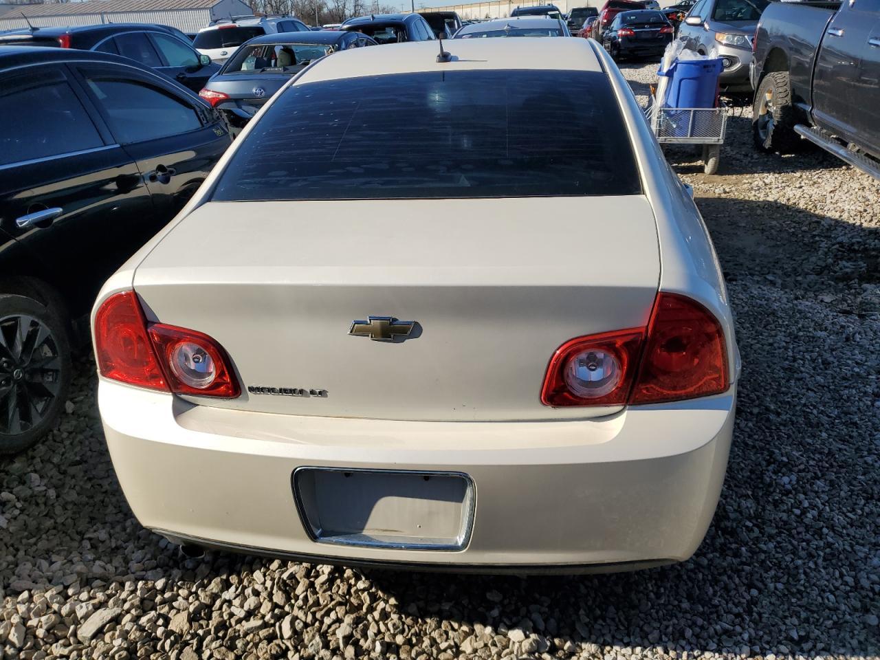 2010 Chevrolet Malibu 2Lt - Image 6
