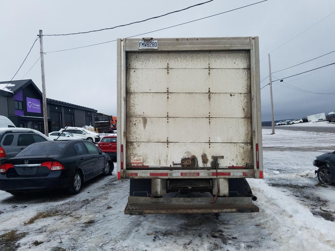 2019 GMC Savana Cutaway G3500 - Фото 6