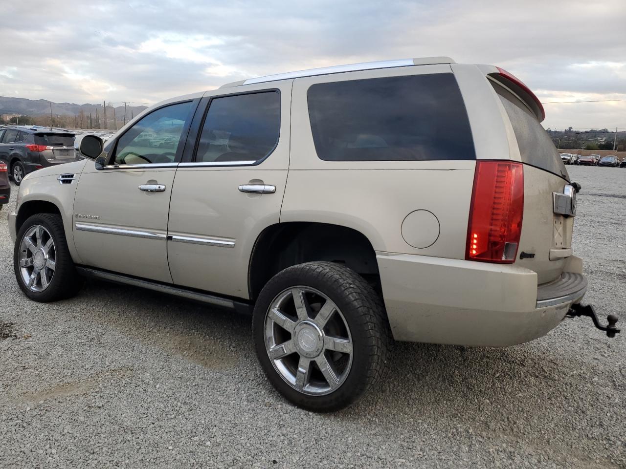 2008 Cadillac Escalade Luxury - Фото 2