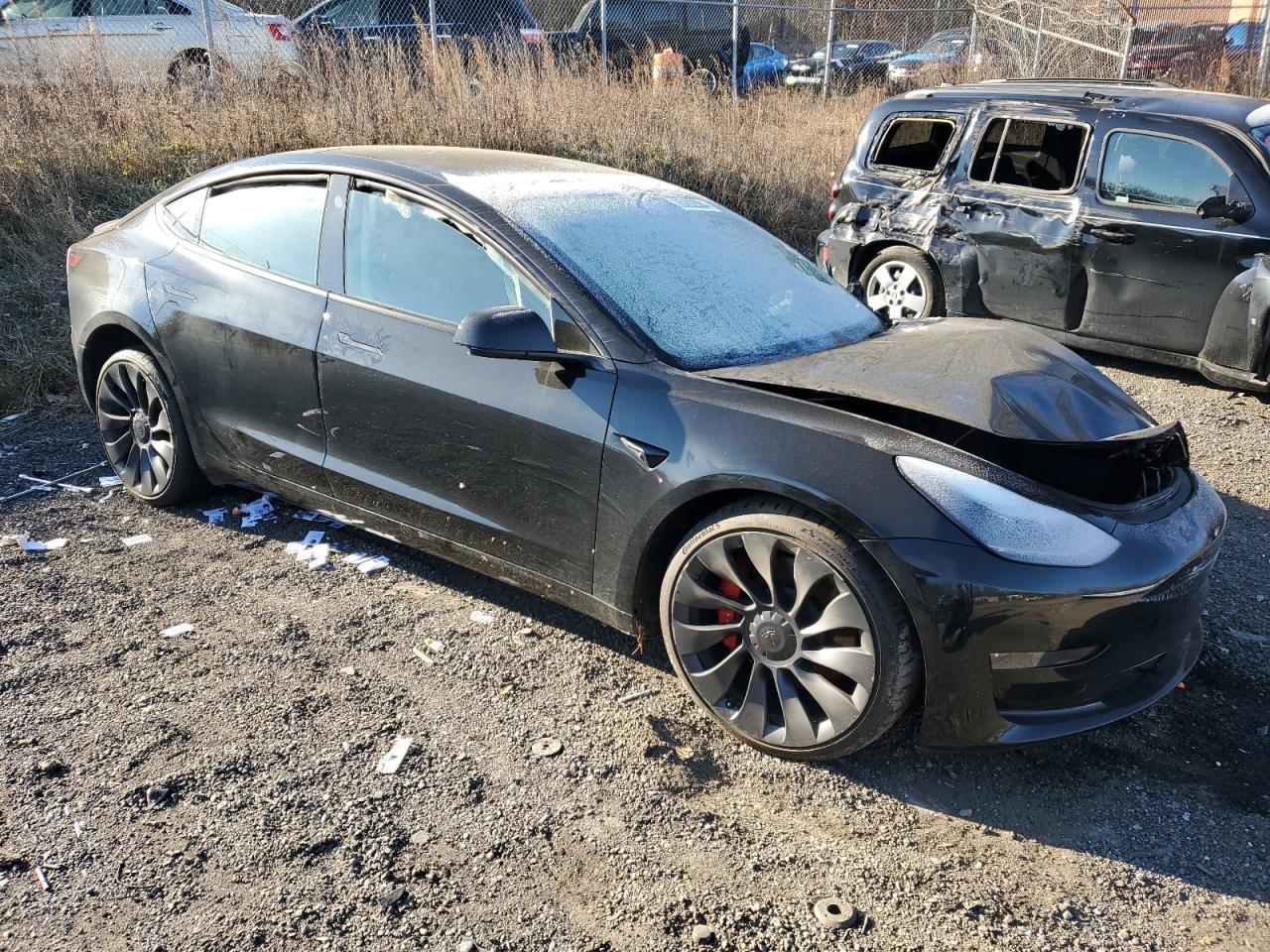 2023 Tesla Model 3 - Фото 4