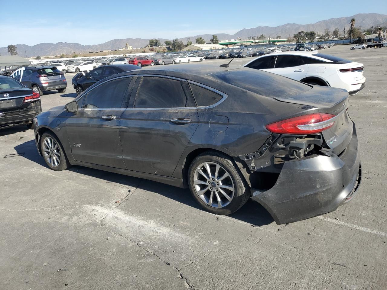 2018 Ford Fusion Se Phev - Image 2