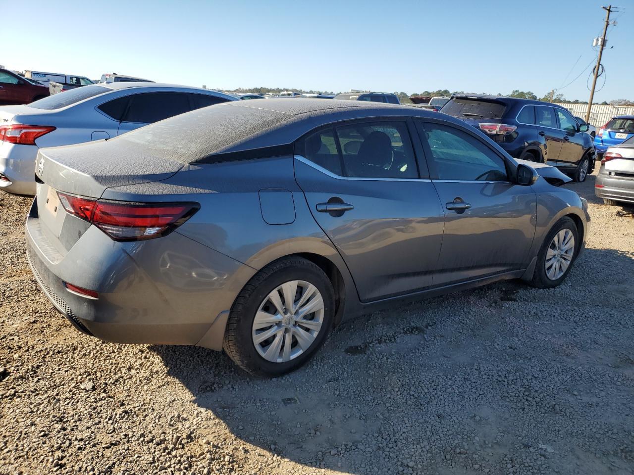 2020 Nissan Sentra S - Фото 3