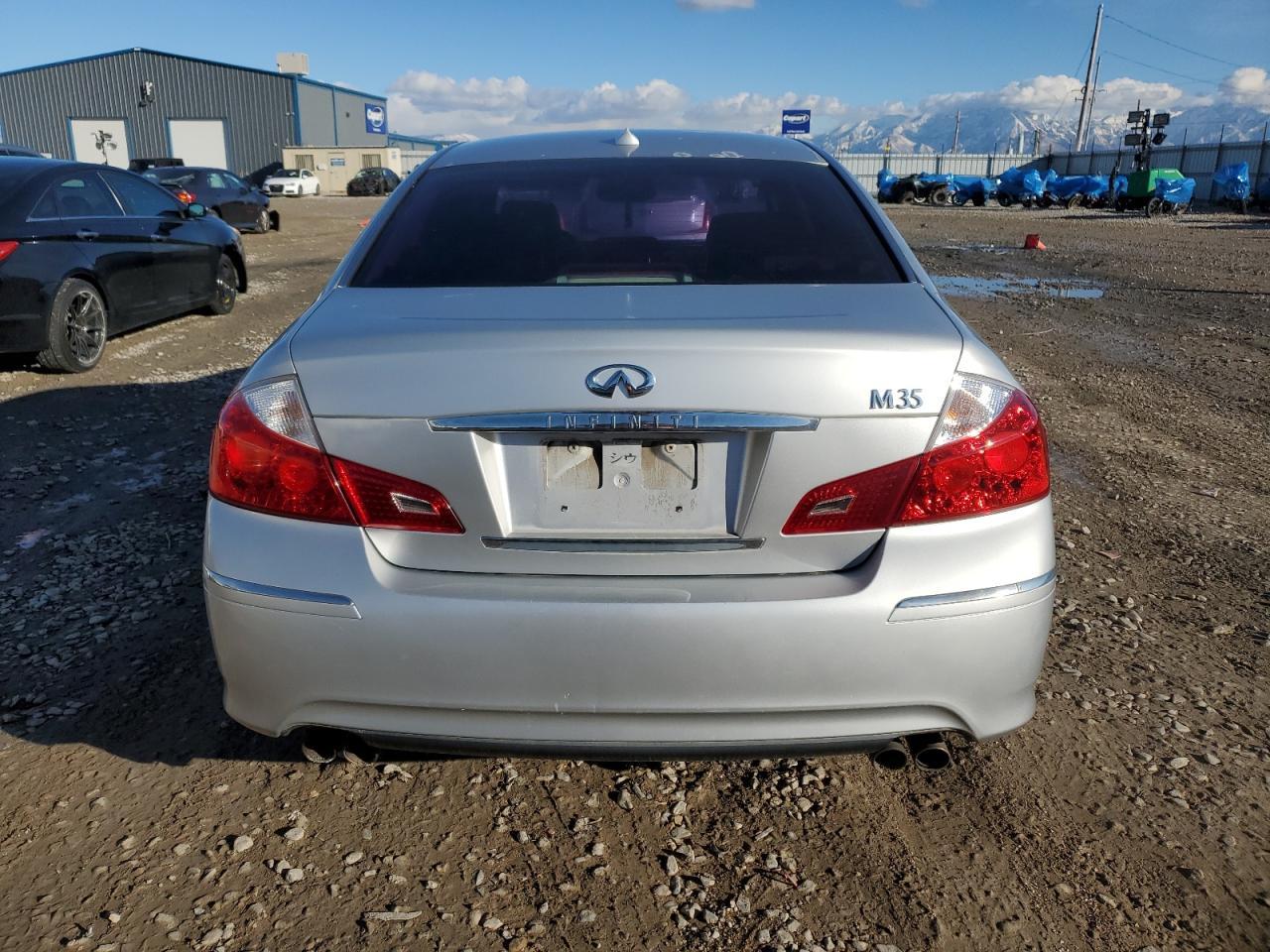 2008 Infiniti M35 Base - Фото 6