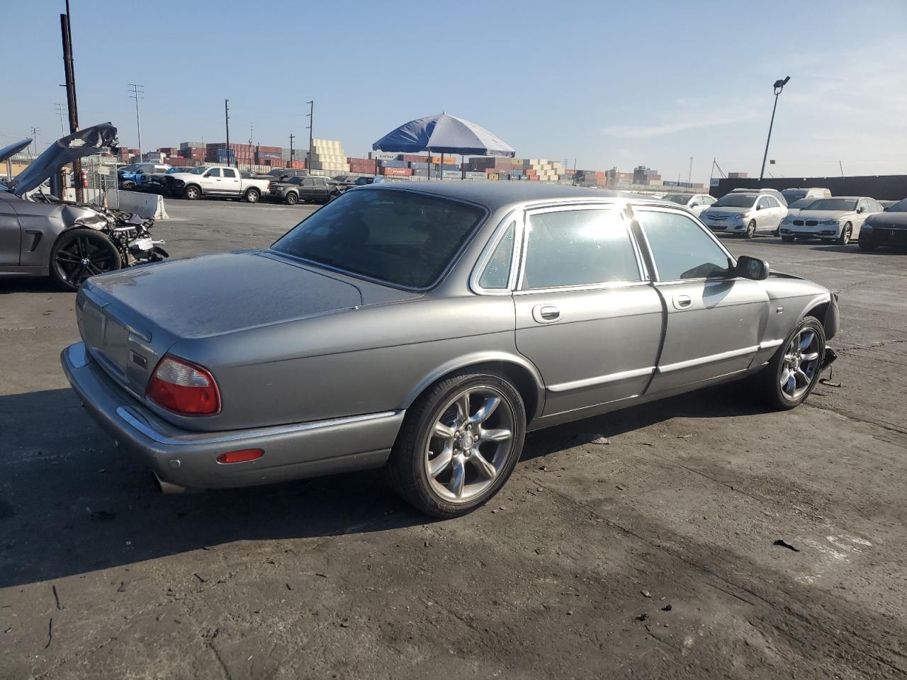 2002 Jaguar Xjr - Фото 3