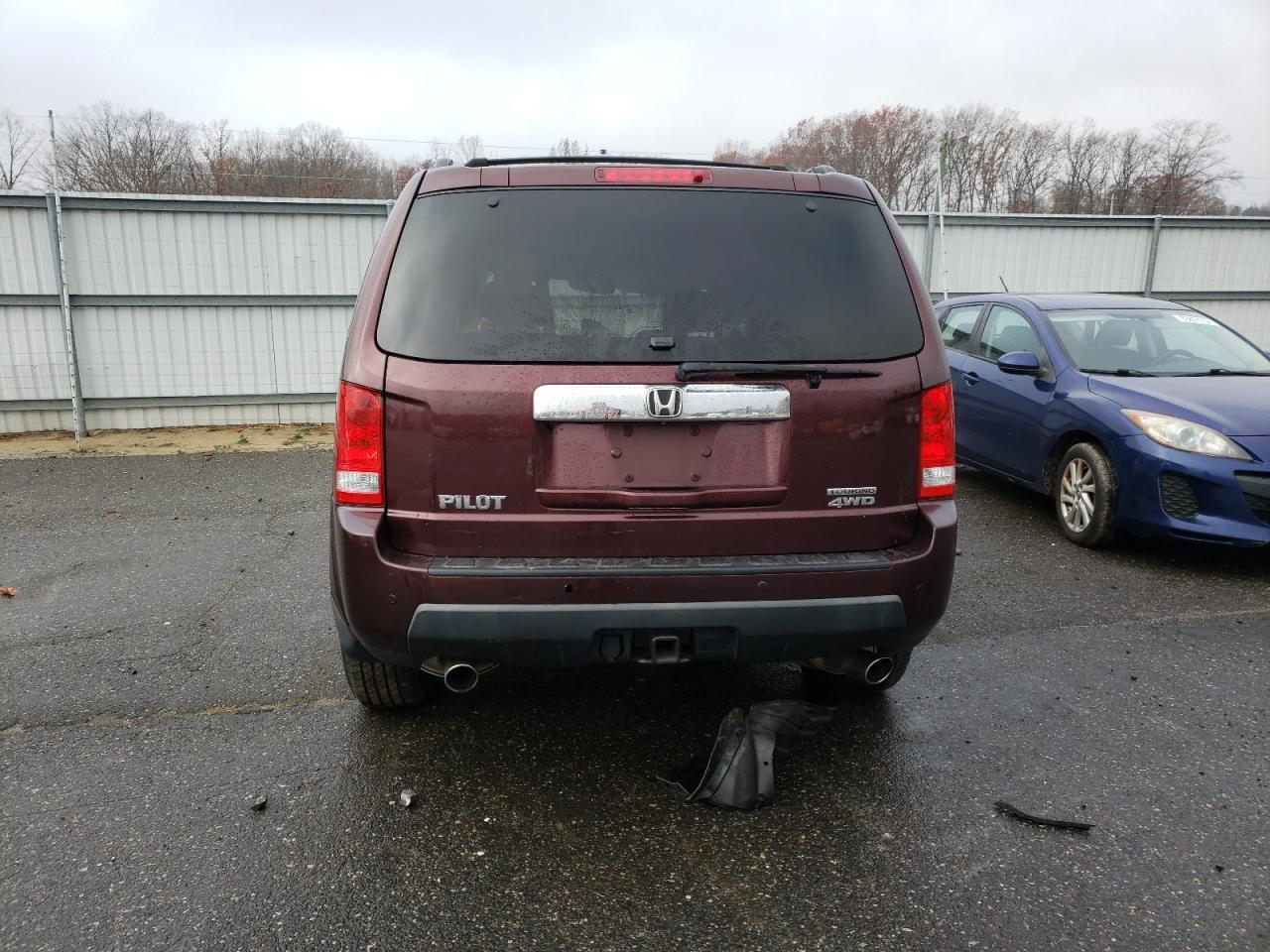 2010 Honda Pilot Touring - Image 6