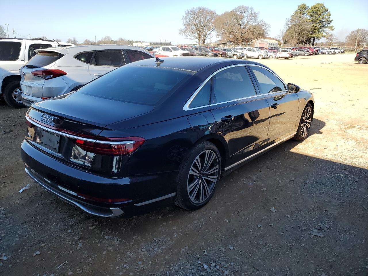 2023 Audi A8 L - Фото 3