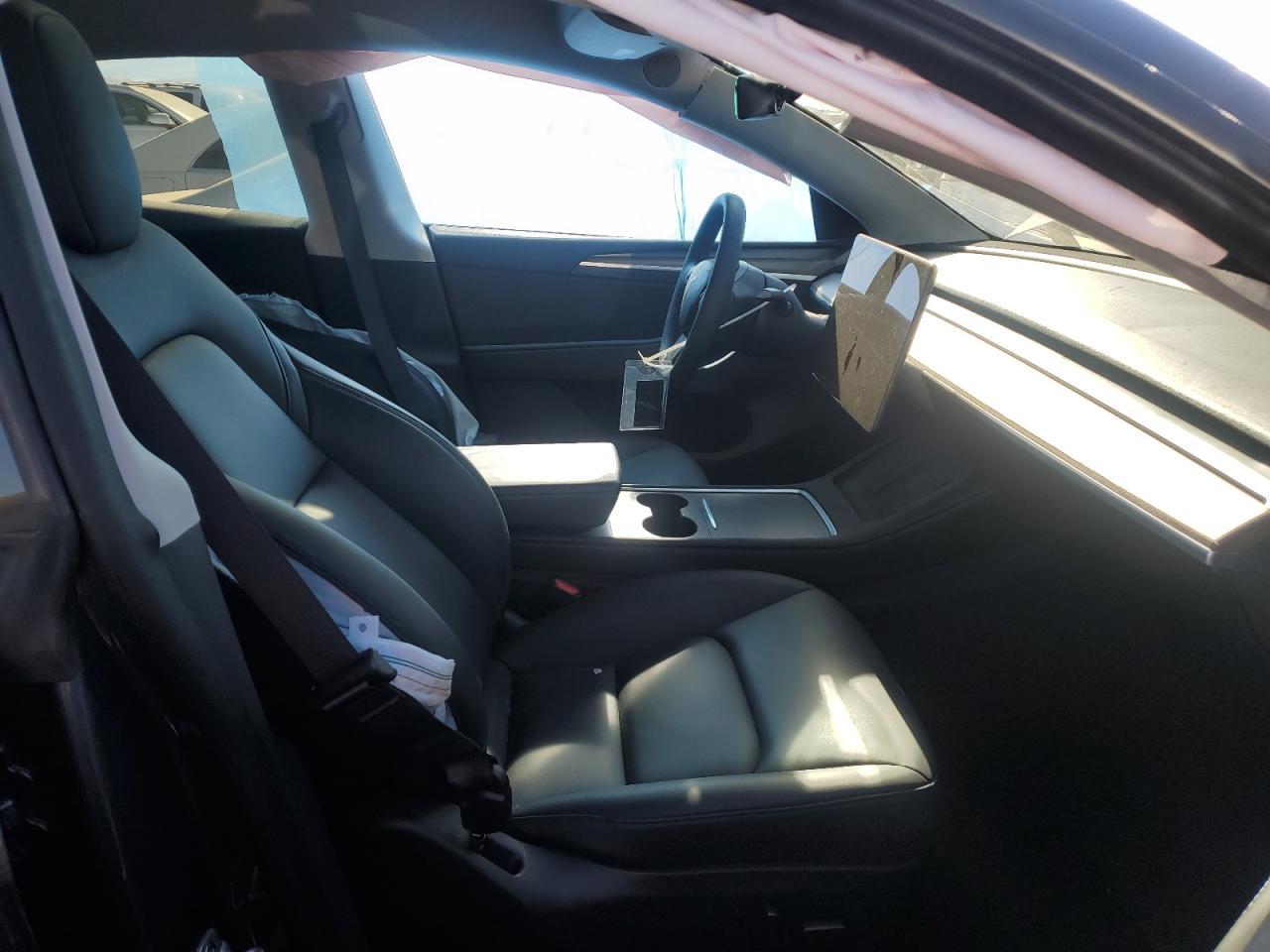 2023 Tesla Model Y - Image 7