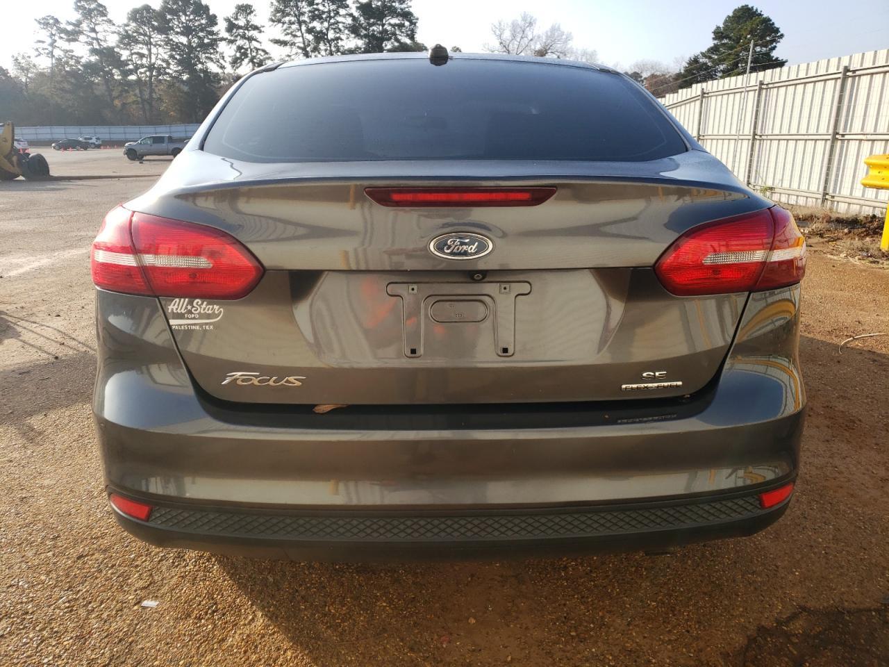 2015 Ford Focus Se - Фото 6