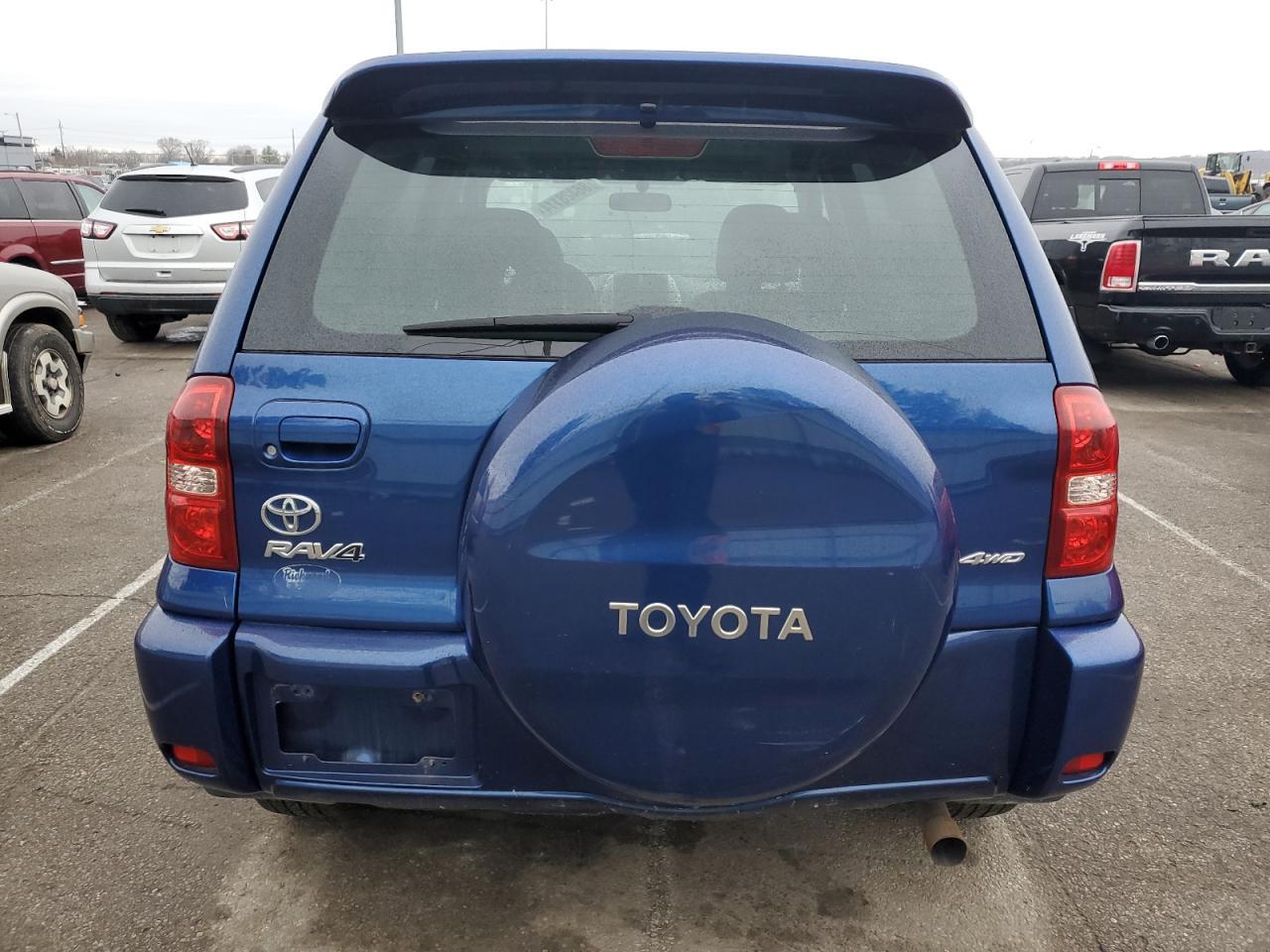 2005 Toyota Rav4 - Image 6