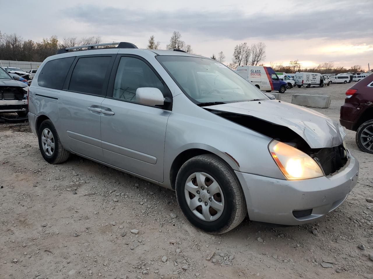 2006 Kia Sedona Ex - Фото 4