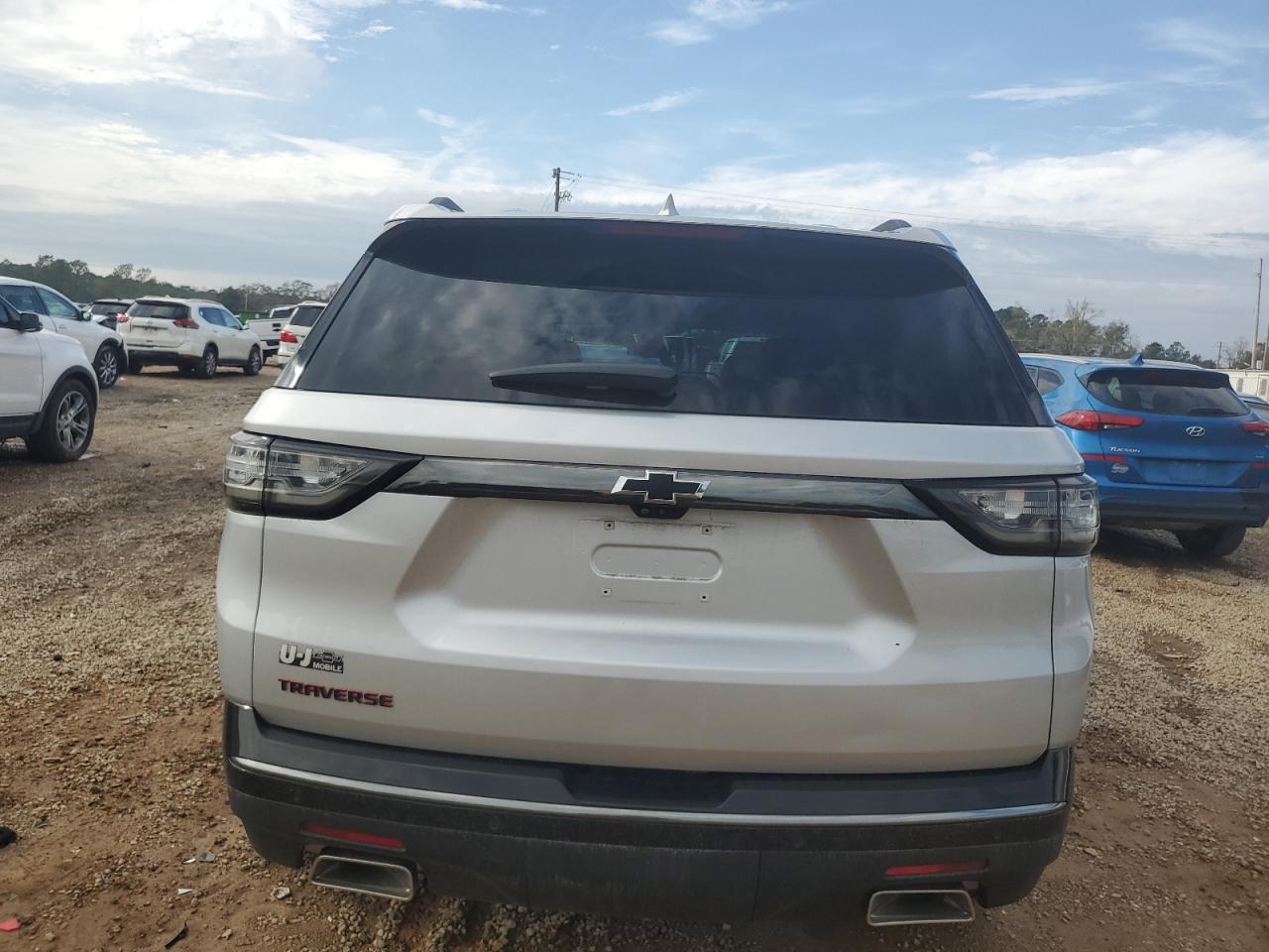 2020 Chevrolet Traverse Premier - Фото 6