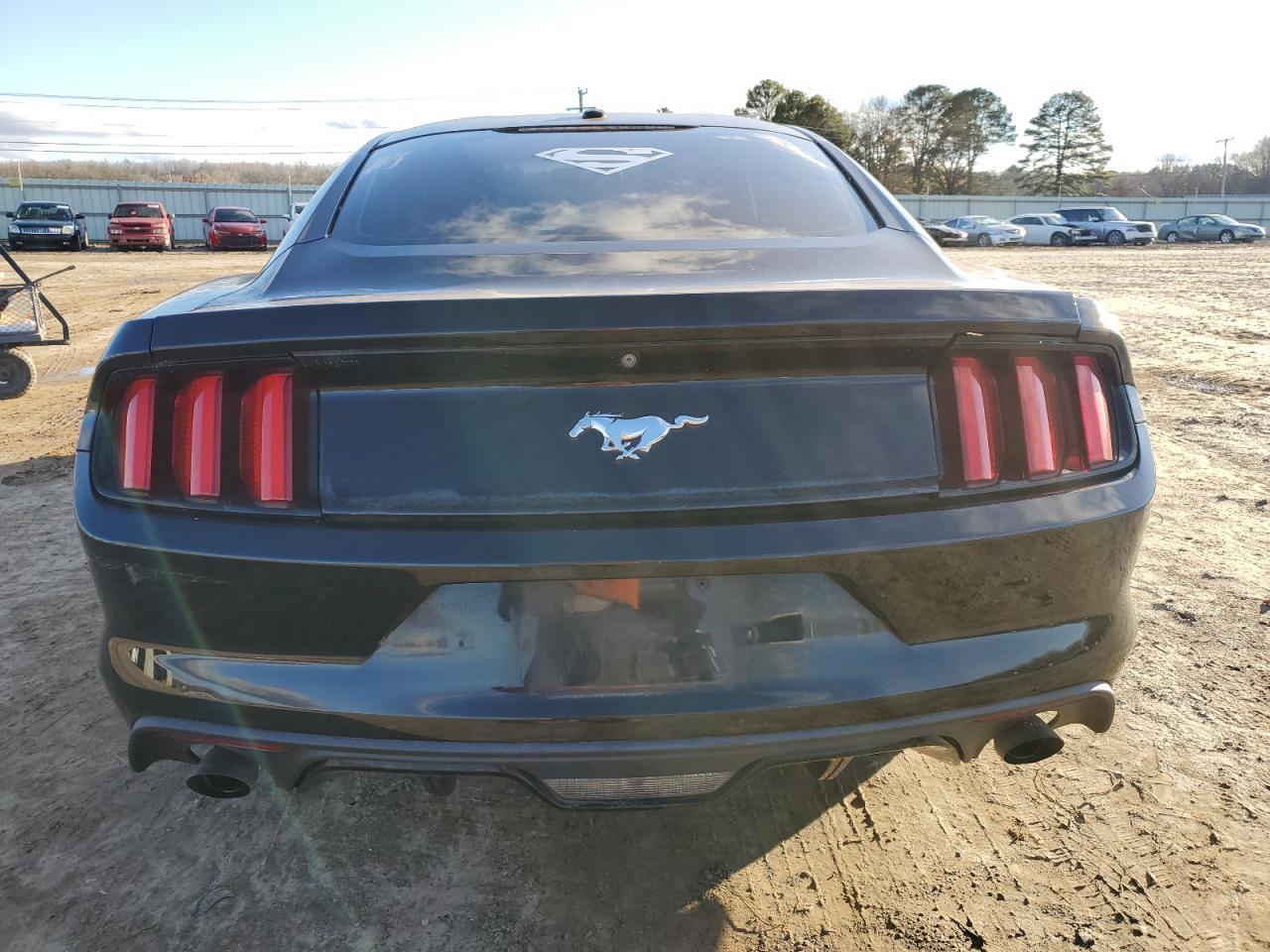 2015 Ford Mustang - Image 6