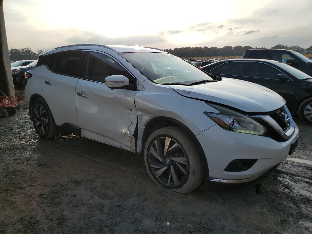 2015 Nissan Murano S - Image 4
