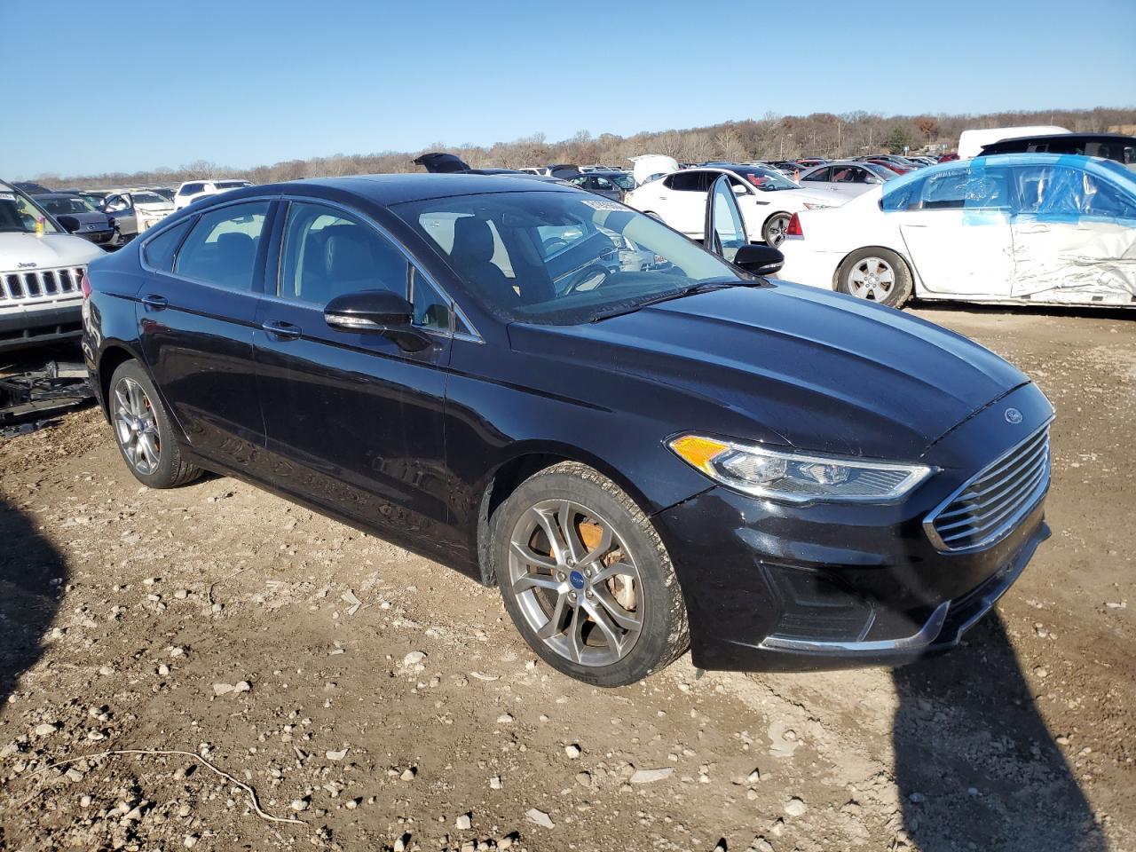 2019 Ford Fusion Sel - Фото 4