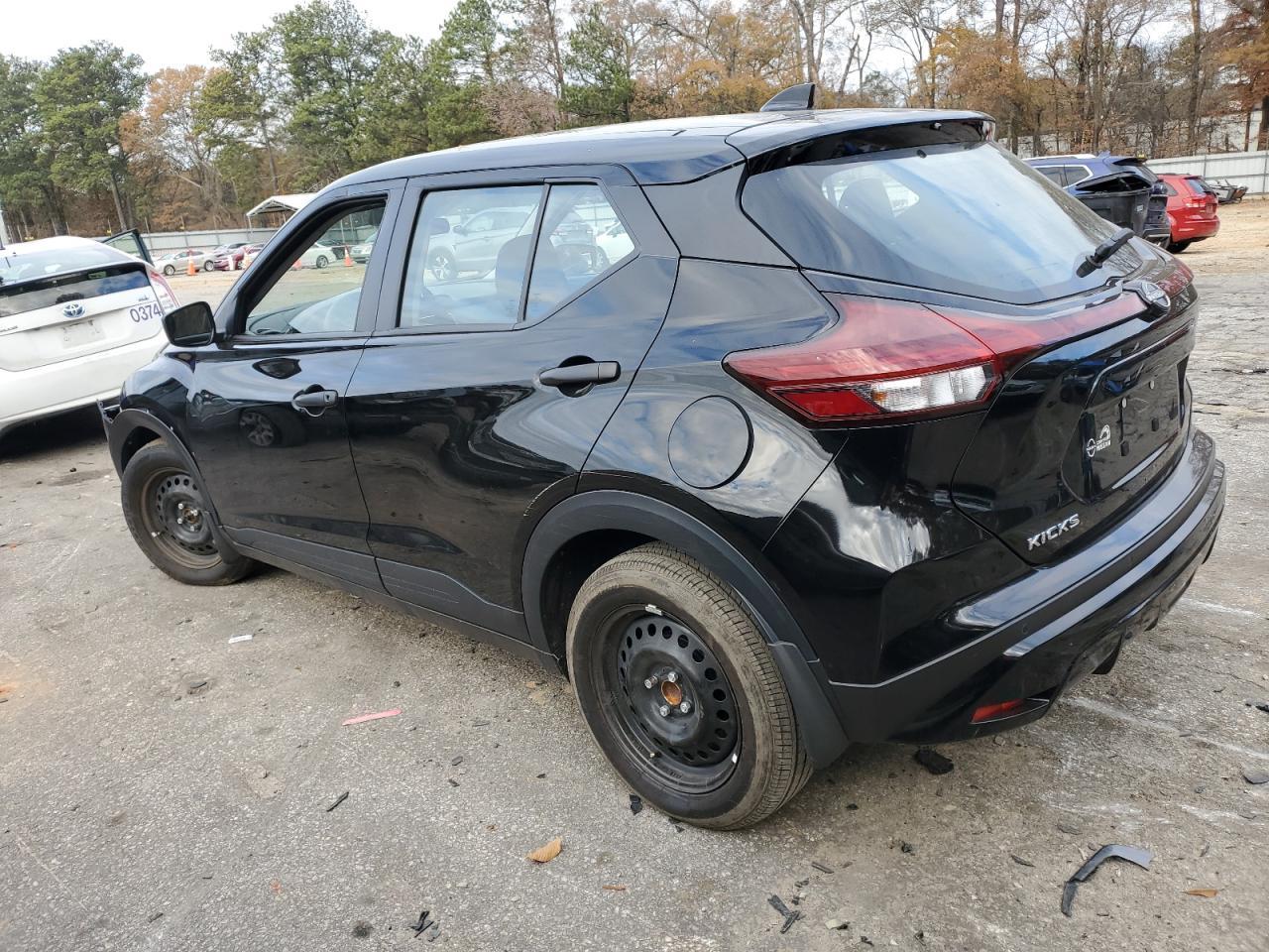 2024 Nissan Kicks S - Фото 2