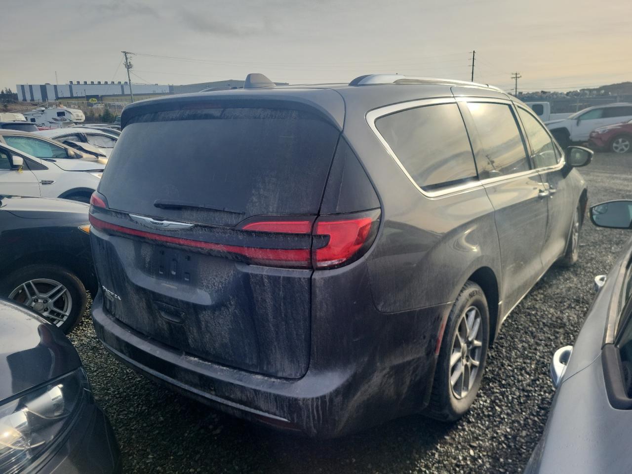 2021 Chrysler Pacifica H - Image 3