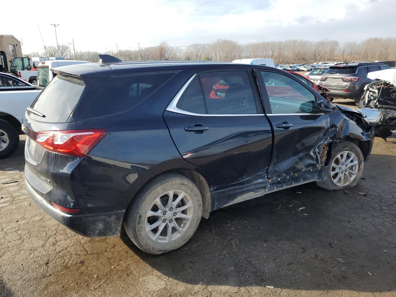 2021 Chevrolet Equinox Lt - Фото 3