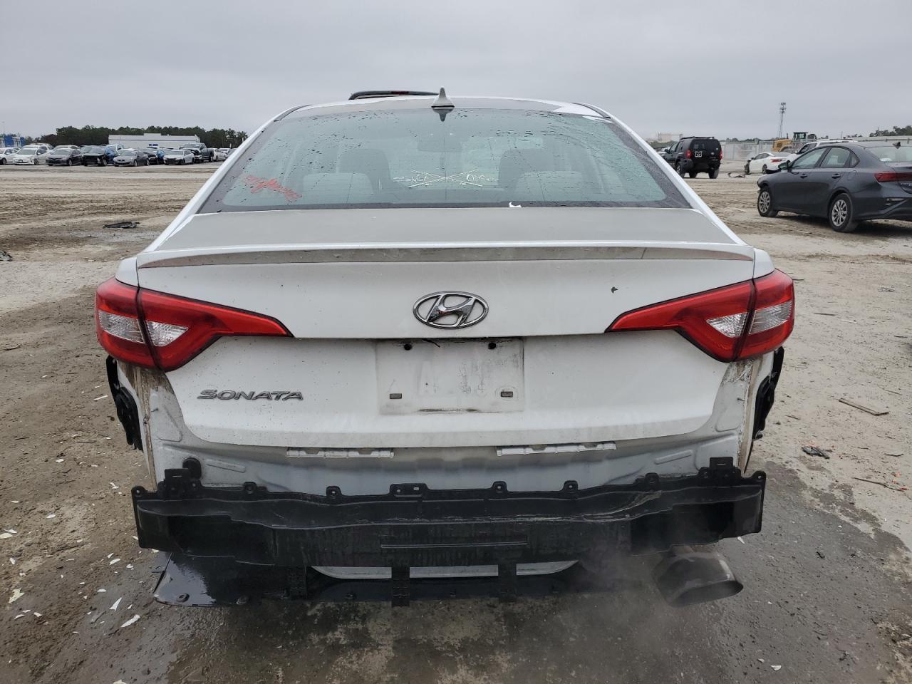 2016 Hyundai Sonata Se - Image 6
