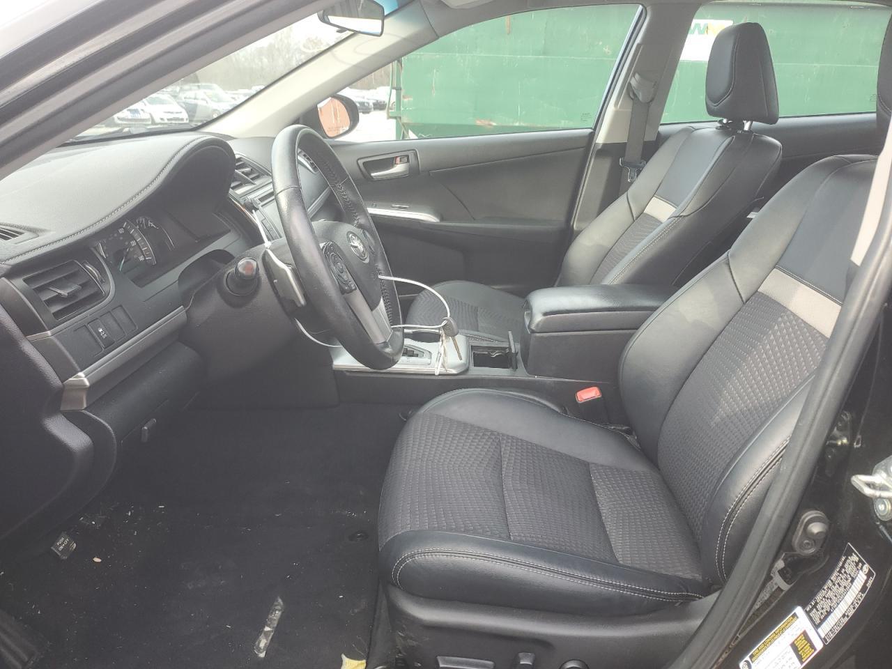 2014 Toyota Camry L - Фото 7