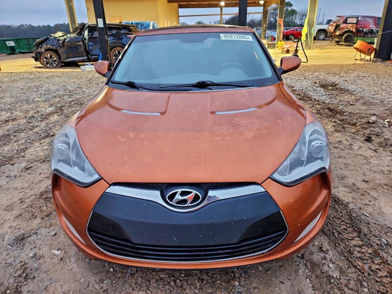 2012 Hyundai Veloster - Фото 5